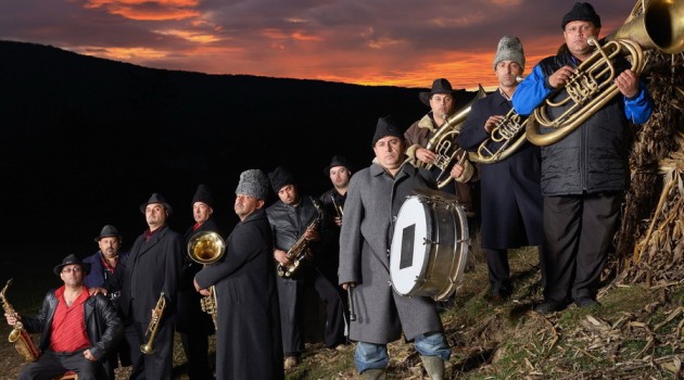 Balkan_Brass_Battle_Fanfare_Ciocarlia_01