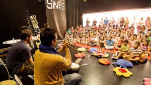 Atelier de Crianças com os Toubab Krewe