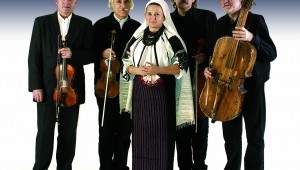 MUZSIKÁS com MÁRIA PETRÁS