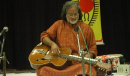 Vishwa Mohan Bhatt